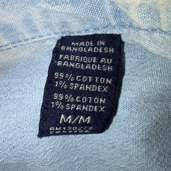 🆕💜 Wrangler Comfort Flex Light Wash Button Down Shirt M Western Denim - Picture 14 of 15